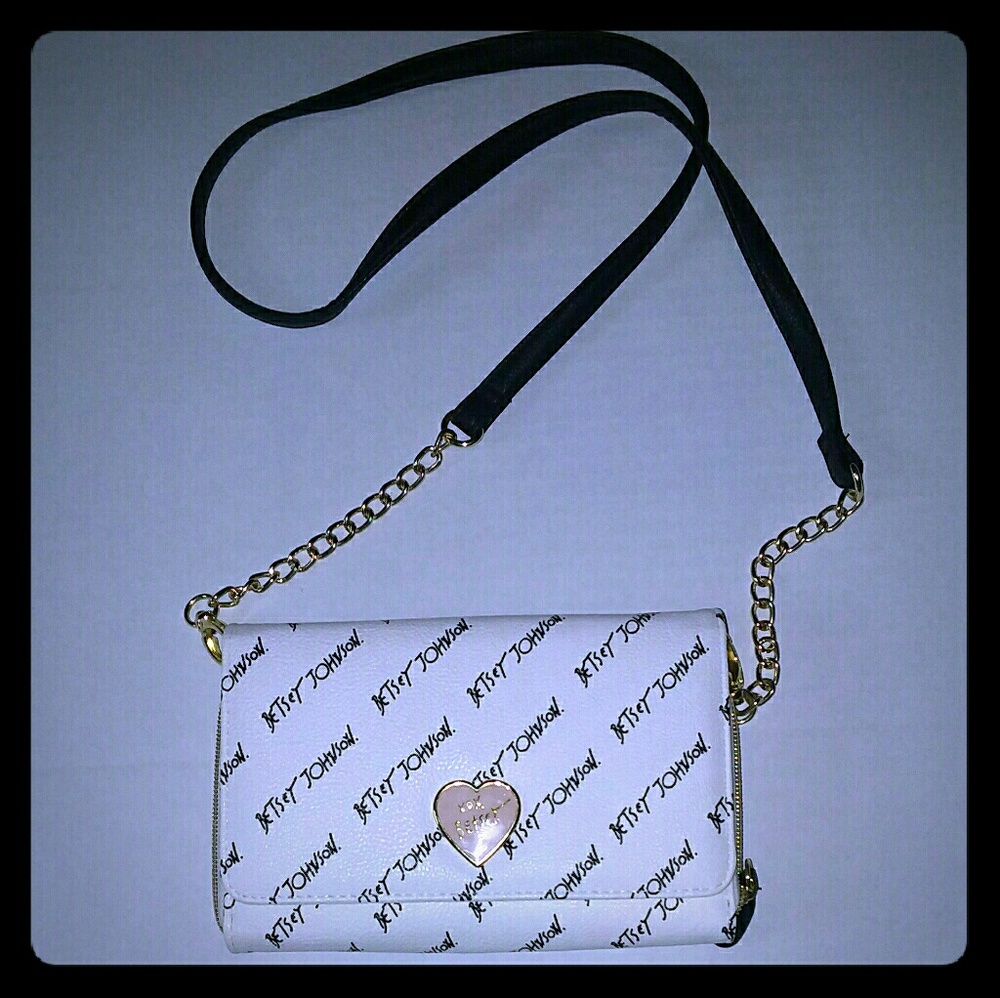 Crossbody purse